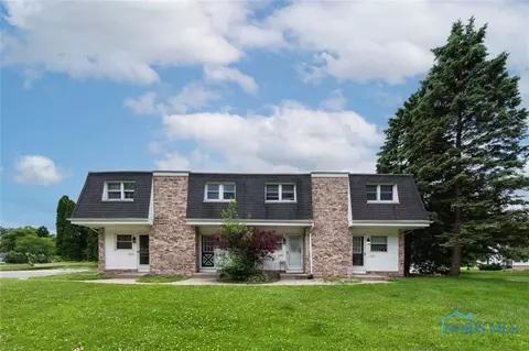 1041 Gribbin Ln, Toledo, OH 43612