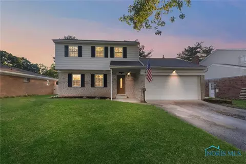 411 Torrington Dr, Toledo, OH 43615