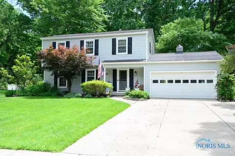 2046 Willowdale Dr, Stow, OH 44224