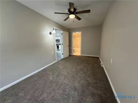 305 E Union St, Walbridge, OH 43465 photo 10