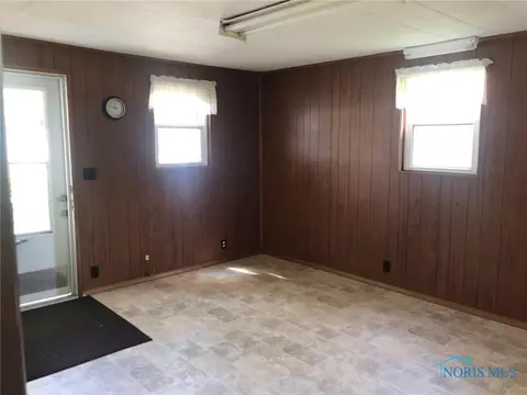 521 Elm St, Deshler, OH 43516 photo 15
