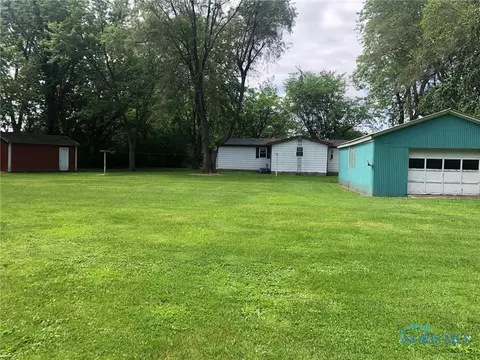 521 Elm St, Deshler, OH 43516 photo 7