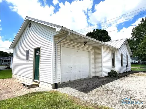 377 Spring St, Upper Sandusky, OH 43351 photo 3