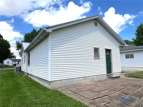 377 Spring St, Upper Sandusky, OH 43351 photo 4