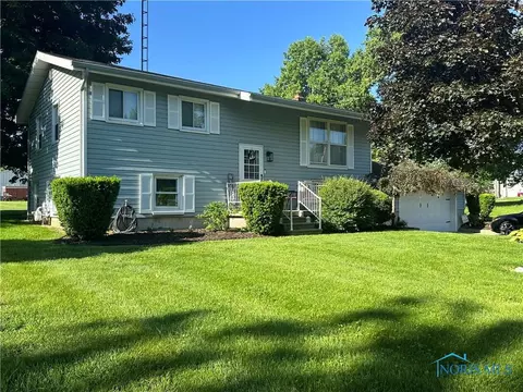 313 E 7th St, Sycamore, OH 44882