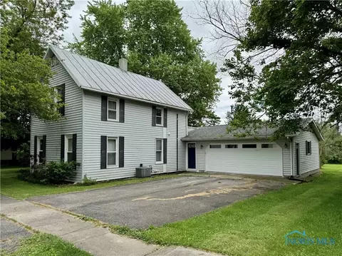 103 Vine St, Stryker, OH 43557