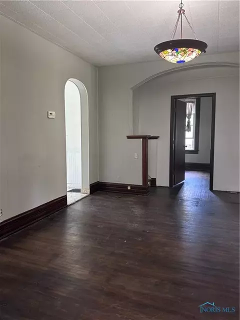 209 E Franklin St, Wharton, OH 43359 photo 7