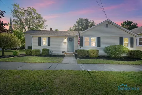 201 S Wayne St, Fremont, OH 43420