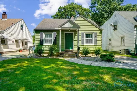 210 California Blvd, Toledo, OH 43612