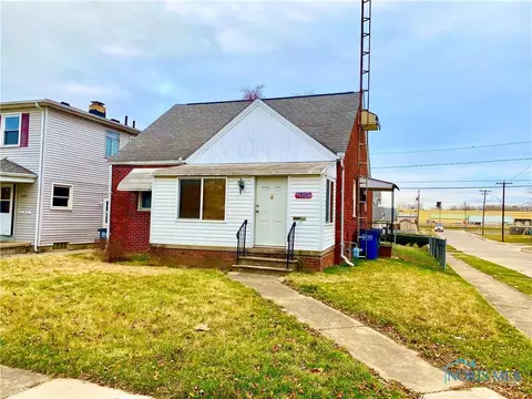 4302 Caroline Ave, Toledo, OH 43612