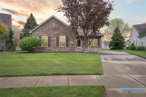 4831 Skipper Ct, Maumee, OH 43537
