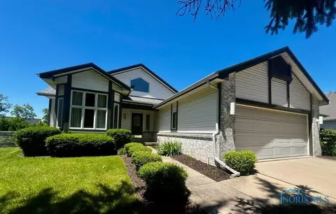 2239 Linden Ct, Maumee, OH 43537