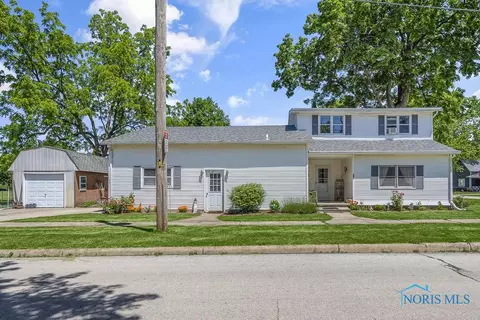 322 Lightner St, Bradner, OH 43406 photo 2