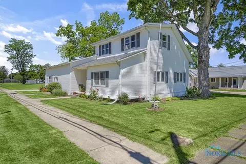 322 Lightner St, Bradner, OH 43406