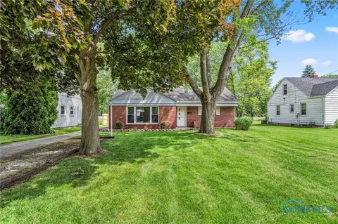 3138 Brock Dr, Toledo, OH 43613