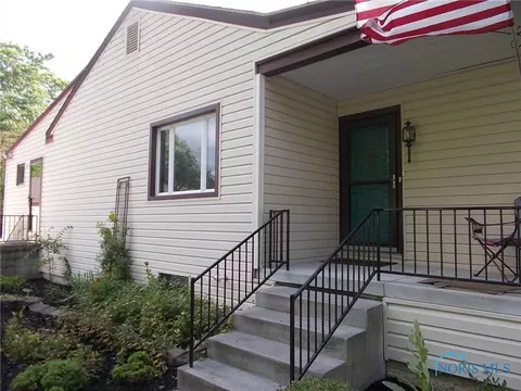5855 Fryer Ave, Toledo, OH 43615