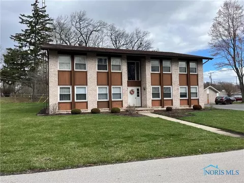 5951 Cemetery Rd, Whitehouse, OH 43571