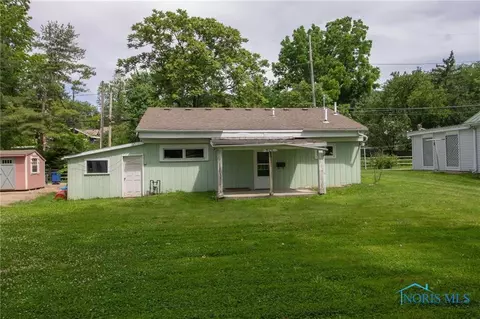 315 W 3rd St, Perrysburg, OH 43551