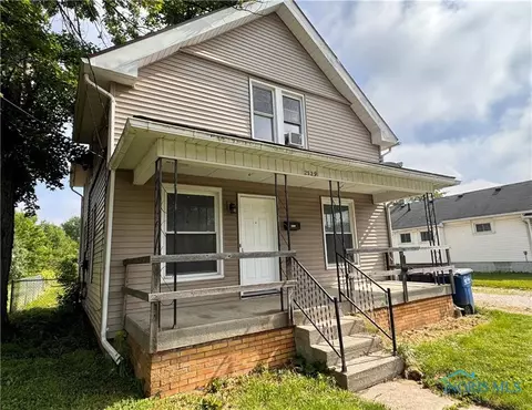 2329 Seaman St, Toledo, OH 43605