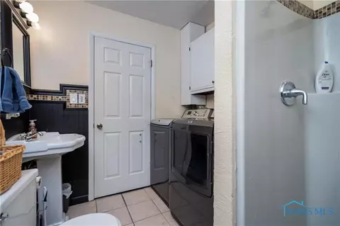 4517 Thackeray Rd, Maumee, OH 43537 photo 28