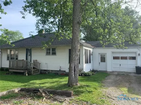 524 Center St, Bryan, OH 43506