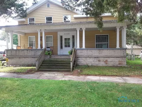 24297 Front St, Grand Rapids, OH 43522