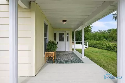 13402 Main St, Weston, OH 43569 photo 3