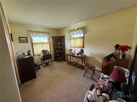 102 Emerson Dr, West Unity, OH 43570 photo 17
