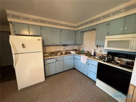 102 Emerson Dr, West Unity, OH 43570 photo 12