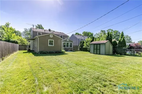 3003 Middlesex Dr, Toledo, OH 43606 photo 36