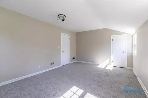 3003 Middlesex Dr, Toledo, OH 43606 photo 30