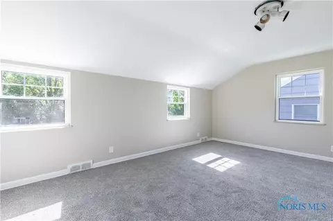 3003 Middlesex Dr, Toledo, OH 43606 photo 29