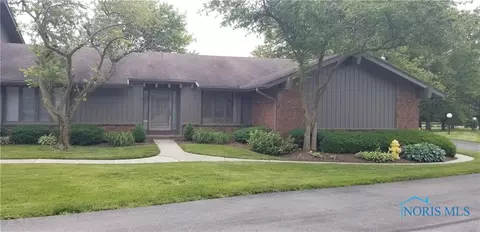29570 Gleneagles Rd #56-B, Perrysburg, OH 43551