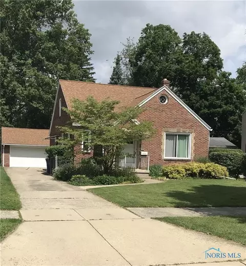 3824 Beverly Dr, Toledo, OH 43614