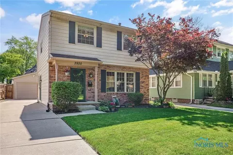 3920 Garrison Rd, Toledo, OH 43613
