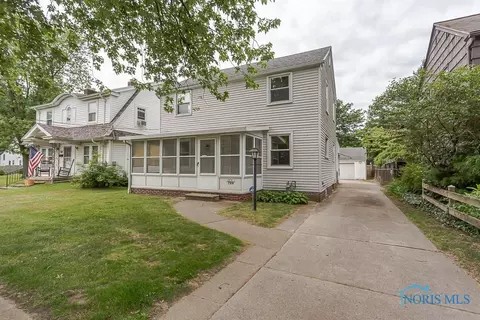 728 Caswell Ave, Toledo, OH 43609