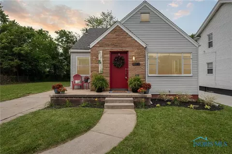 2741 Upton Ave, Toledo, OH 43606