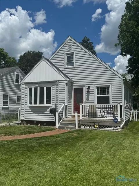 3227 Penrose Ave, Toledo, OH 43614