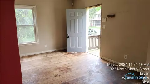 322 N Cherry St, Bryan, OH 43506 photo 6