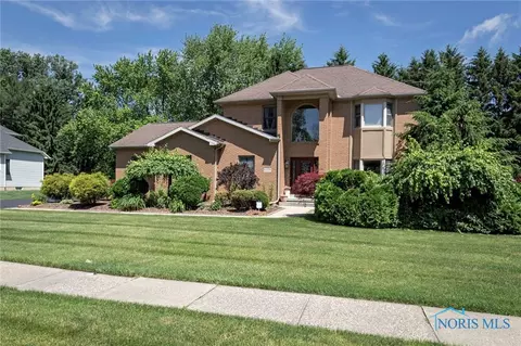 6528 Saddle Ridge Ln, Toledo, OH 43615