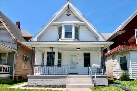 740 Clark St, Toledo, OH 43605