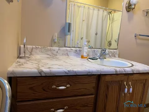 428 N Walnut St, Bryan, OH 43506 photo 12