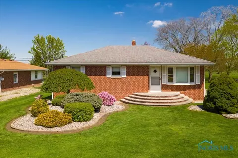 9310 Mandell Rd, Perrysburg, OH 43551
