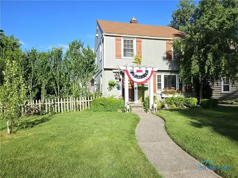 3178 Drummond Rd, Toledo, OH 43606