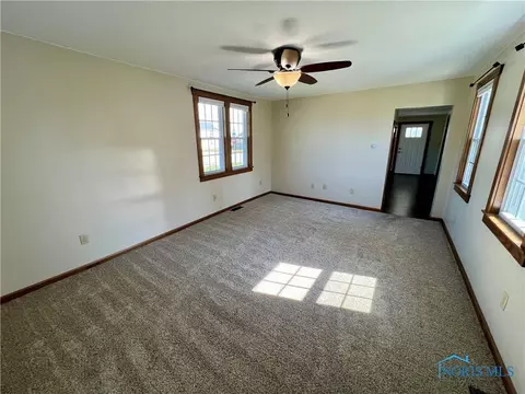 301 E Main St, Vanlue, OH 45890 photo 19