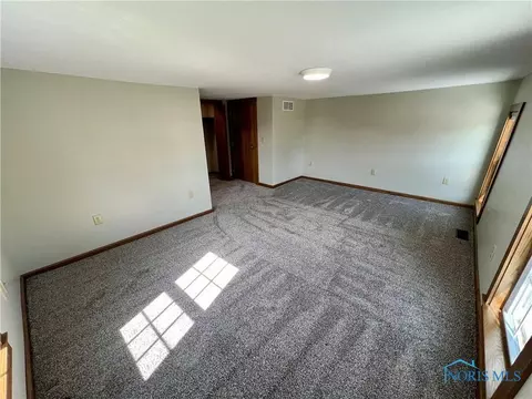 301 E Main St, Vanlue, OH 45890 photo 23