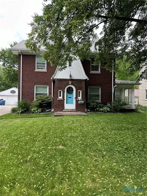 2736 Kingsford Dr, Toledo, OH 43614