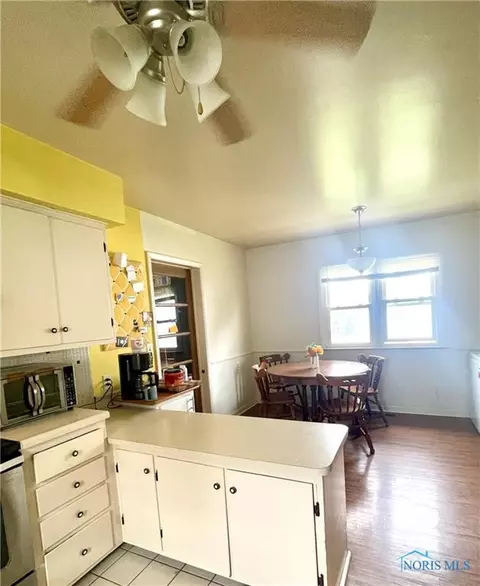 415 E Wilson St, Bryan, OH 43506 photo 8