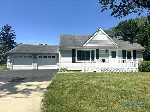 5655 Acres Rd, Sylvania, OH 43560