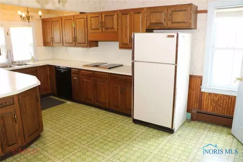 23811 W Hellwig Rd, Genoa, OH 43430 photo 5